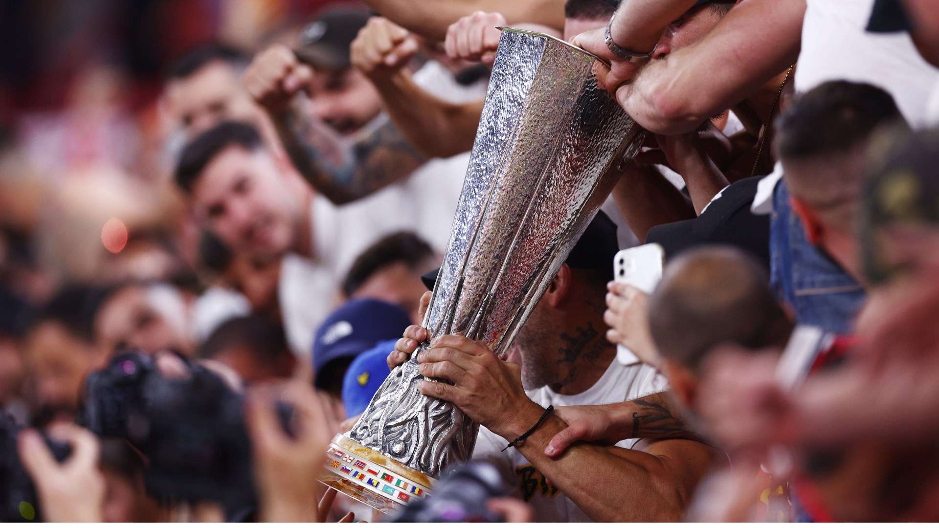 显示出其追 显示出其追