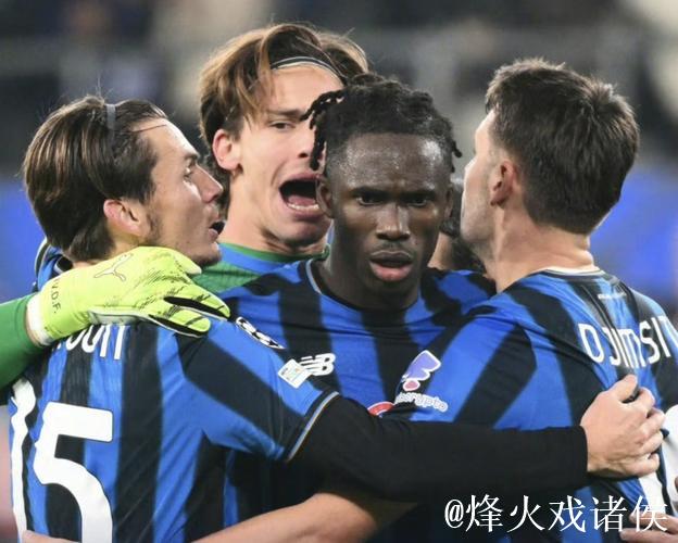 1-2！欧冠再爆冷门：世界冠军83分钟丢球！被意