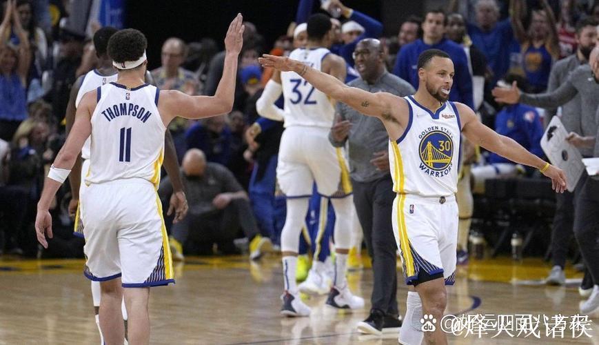 特纳23+10力压库里13中2 步行者险胜勇士豪取5连胜 特纳23+10力压库里13中2 步行者险胜勇士豪取5连胜