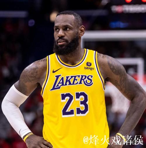 詹姆斯29分难救主,浓眉低迷仅8分,热火41分狂胜湖人刷新纪录 詹姆斯29分难救主,浓眉低迷仅8分,热火41分狂胜湖人刷新纪录